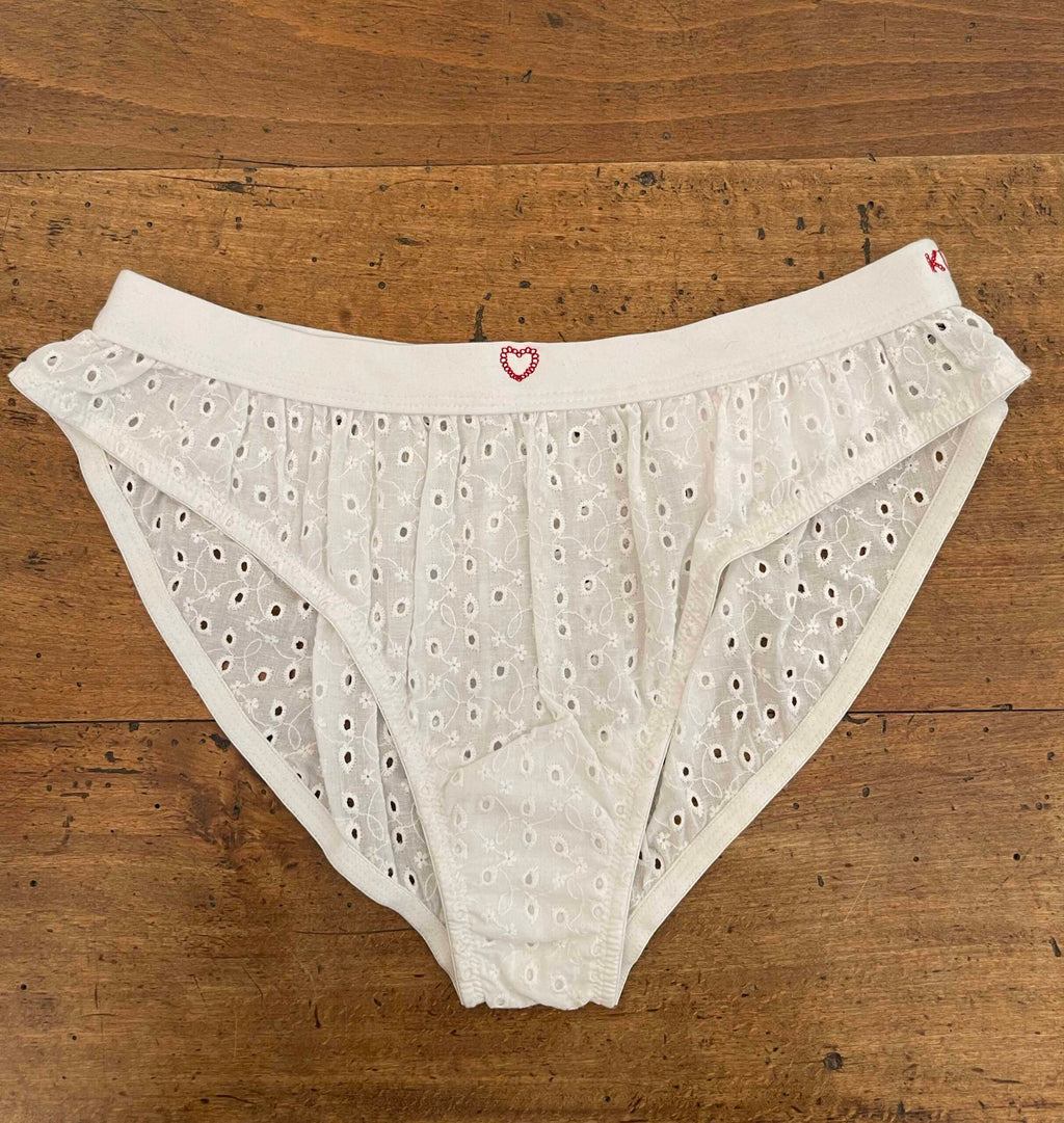 Broderie anglaise brief image 2