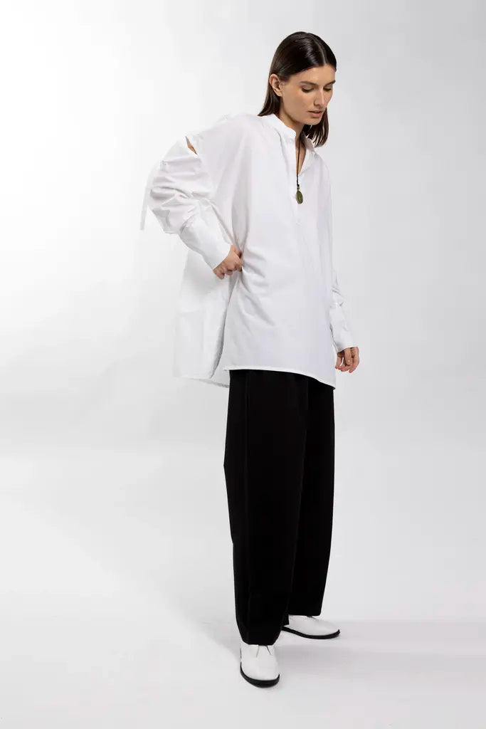 Shark-mouth sleeves shirt