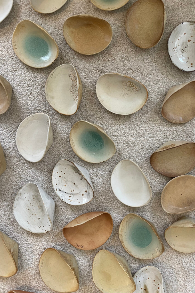 Seashell Jewelry holder - Ceramic decorative piece