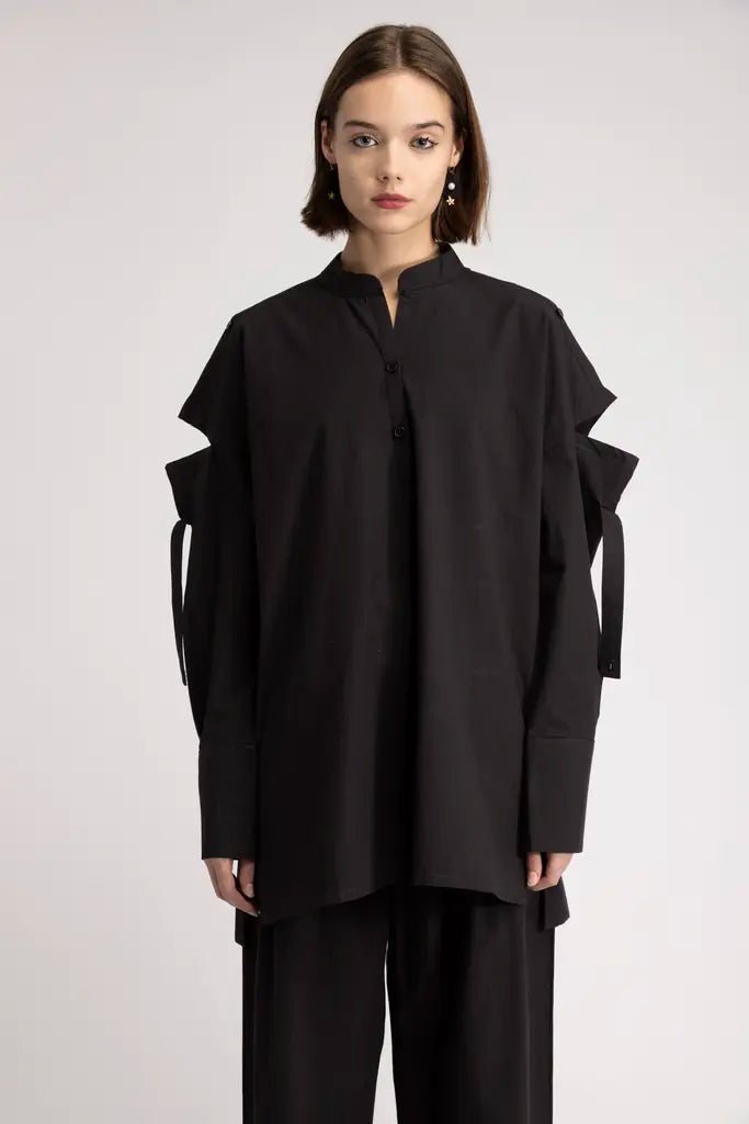 Shark-mouth sleeves shirt